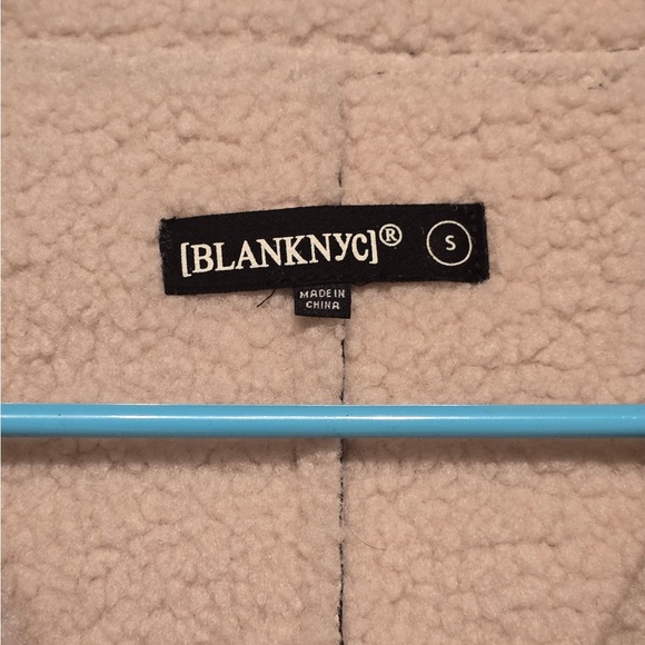 Blank NYC Flying Squad Black and Cream Faux Leather Moto- Small NWT - Picture 4 of 5